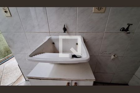 Casa para alugar com 80m², 2 quartos e 2 vagas Casa para alugar com 80m², 2 quartos e 2 vagasLavanderia