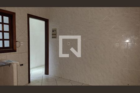 Cozinha de casa para alugar com 2 quartos, 80m² em Guilhermina, Praia Grande