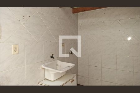 Casa para alugar com 80m², 2 quartos e 2 vagas Casa para alugar com 80m², 2 quartos e 2 vagasLavanderia