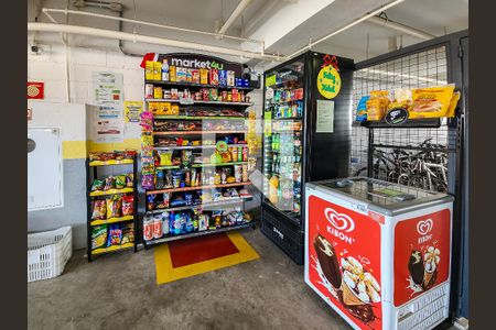 Apartamento à venda com 120m², 3 quartos e 2 vagasMini Mercado