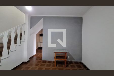 Sala  de casa para alugar com 2 quartos, 98m² em Tupi, Praia Grande