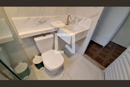 Casa para alugar com 98m², 2 quartos e 2 vagasBanheiro suíte