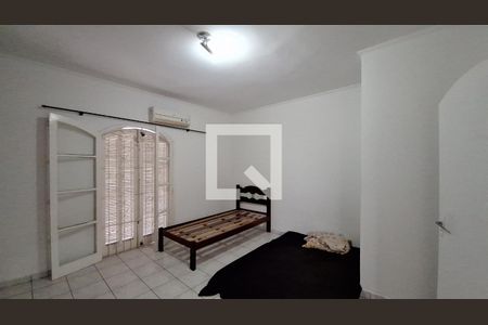 Quarto suíte de casa para alugar com 2 quartos, 98m² em Tupi, Praia Grande