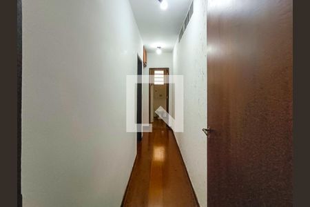 Sala - Corredor de casa para alugar com 2 quartos, 100m² em Vila Ipojuca, São Paulo