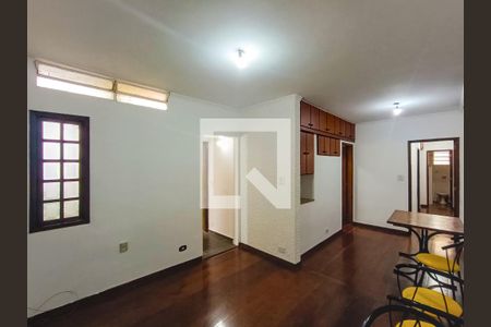 Sala de casa para alugar com 2 quartos, 100m² em Vila Ipojuca, São Paulo