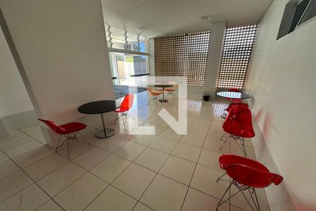 Studio para alugar com 30m², 1 quarto e 1 vaga Studio para alugar com 30m², 1 quarto e 1 vagaÁrea de Estudos