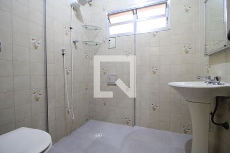 Banheiro de casa para alugar com 1 quarto, 260m² em Vila Robertina, São Paulo