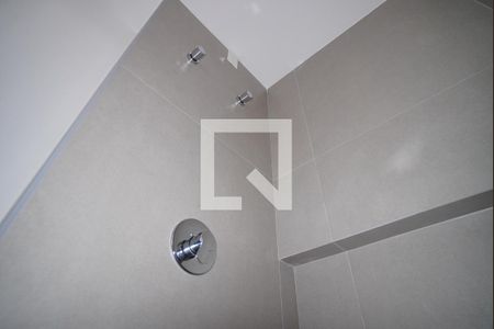 Apartamento à venda com 71m², 2 quartos e 1 vagaBanheiro Corredor