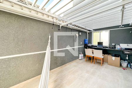 Apartamento à venda com 66m², 2 quartos e 1 vagaÁrea serviço