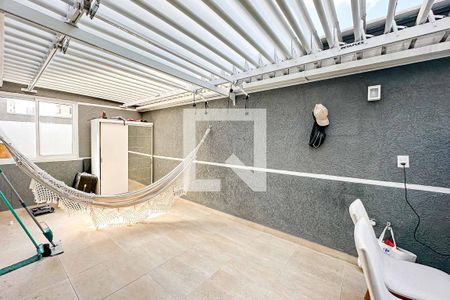 Apartamento à venda com 66m², 2 quartos e 1 vagaÁrea serviço