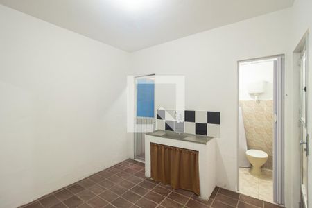 Sala/Cozinha de kitnet/studio para alugar com 1 quarto, 40m² em Campo Grande, Rio de Janeiro