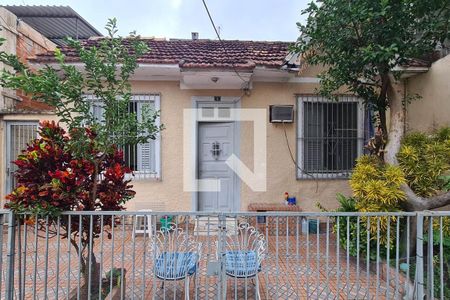 Fachada de casa à venda com 2 quartos, 45m² em Engenho Novo, Rio de Janeiro