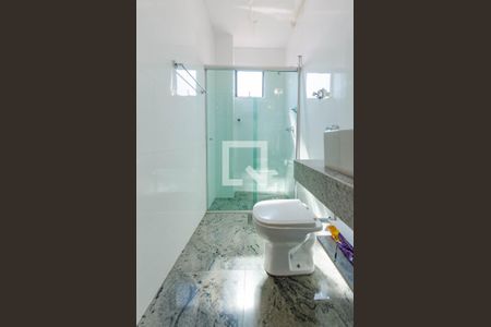 Apartamento para alugar com 206m², 4 quartos e 2 vagasBanheiro