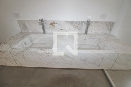 Apartamento à venda com 316m², 4 quartos e 4 vagasBanheiro