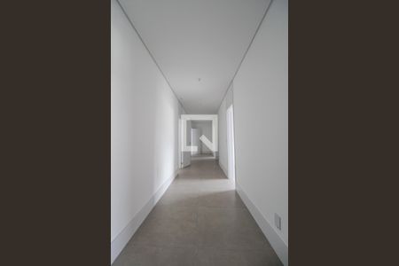 Apartamento à venda com 316m², 4 quartos e 4 vagasCorredor 