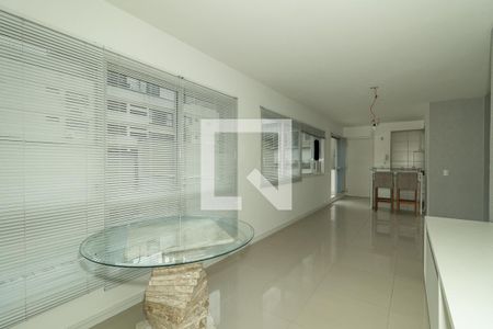 Sala de apartamento à venda com 2 quartos, 90m² em Independência, Porto Alegre