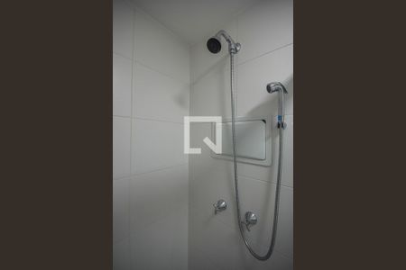 Apartamento à venda com 87m², 2 quartos e 2 vagasChuveiro do Banheiro