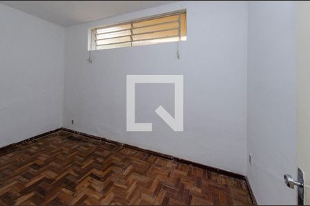 Quarto 2 de casa para alugar com 2 quartos, 60m² em Padre Eustáquio, Belo Horizonte