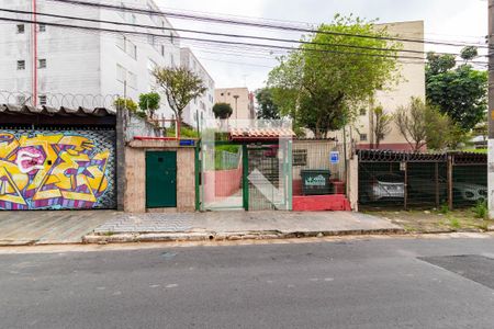 Apartamento à venda com 72m², 2 quartos e 1 vaga Apartamento à venda com 72m², 2 quartos e 1 vagaFachada