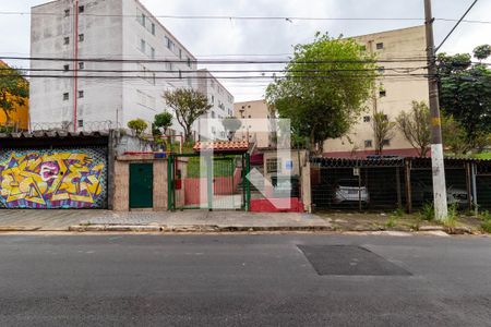 Apartamento à venda com 72m², 2 quartos e 1 vaga Apartamento à venda com 72m², 2 quartos e 1 vagaFachada