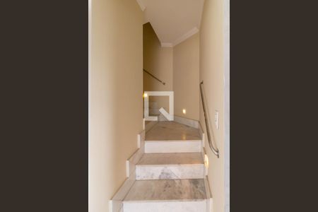 Escada de apartamento à venda com 3 quartos, 169m² em Luxemburgo, Belo Horizonte