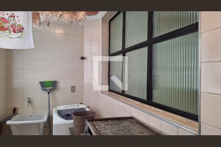 Apartamento para alugar com 142m², 3 quartos e 1 vagaÁrea de serviço