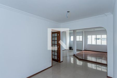 Sala de apartamento à venda com 3 quartos, 106m² em Parque Maria Domitila, São Paulo