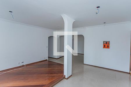 Sala de apartamento à venda com 3 quartos, 106m² em Parque Maria Domitila, São Paulo
