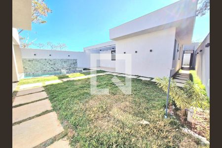 Casa à venda com 170m², 3 quartos e 3 vagasQuintal