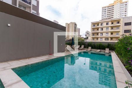 Apartamento à venda com 32m², 1 quarto e sem vagaÁrea comum - Piscina