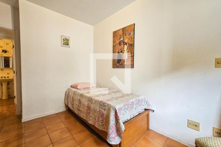 Quarto 1 de apartamento para alugar com 2 quartos, 76m² em Jardim Três Marias, Guarujá