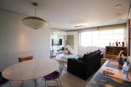Sala de apartamento à venda com 2 quartos, 85m² em Vila Olímpia, São Paulo