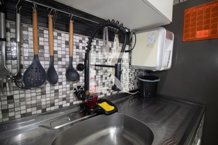 Apartamento à venda com 73m², 2 quartos e sem vagaCozinha - torneira da pia