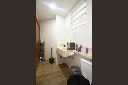 Apartamento à venda com 73m², 2 quartos e sem vagaBanheiro social