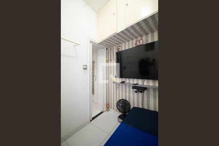 Apartamento à venda com 73m², 2 quartos e sem vagaQuarto da Área de serviço