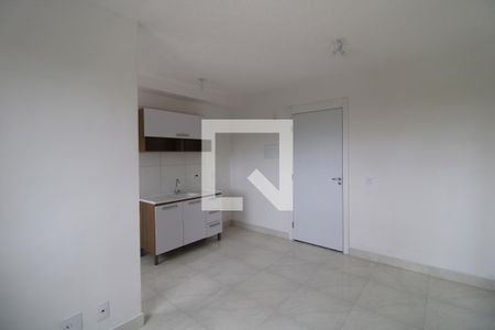 Sala/Cozinha de apartamento para alugar com 2 quartos, 36m² em Usina Piratininga, São Paulo