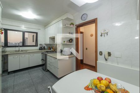 Apartamento para alugar com 117m², 3 quartos e 2 vagasCozinha