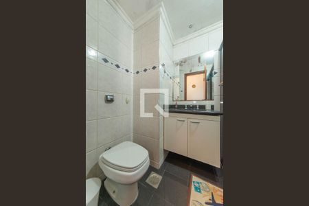 Apartamento para alugar com 117m², 3 quartos e 2 vagasBanheiro Social 