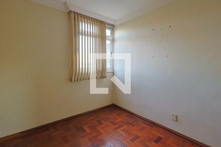 Quarto de apartamento à venda com 3 quartos, 95m² em Sagrada Família, Belo Horizonte