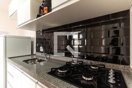 Cozinha de apartamento para alugar com 1 quarto, 25m² em Vila Buarque, São Paulo