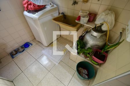 Apartamento à venda com 77m², 2 quartos e 1 vagaÁrea de Serviço
