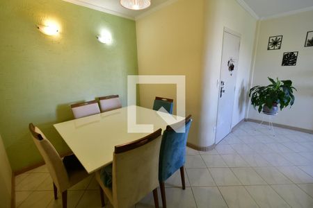 Apartamento à venda com 77m², 2 quartos e 1 vagaSala