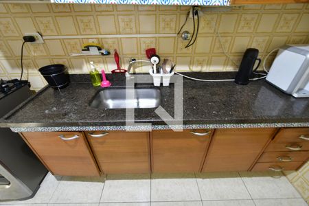 Apartamento à venda com 77m², 2 quartos e 1 vagaCozinha