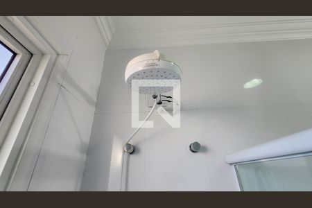 Casa de condomínio para alugar com 700m², 4 quartos e 6 vagasBanheiro da Suíte 2