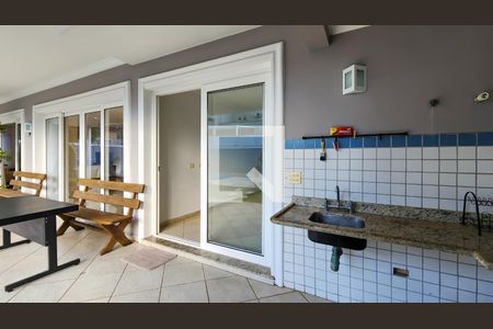 Casa de condomínio para alugar com 700m², 4 quartos e 6 vagasChurrasqueira