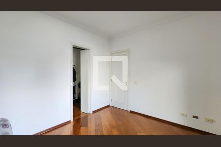 Casa de condomínio para alugar com 700m², 4 quartos e 6 vagas Suíte 2