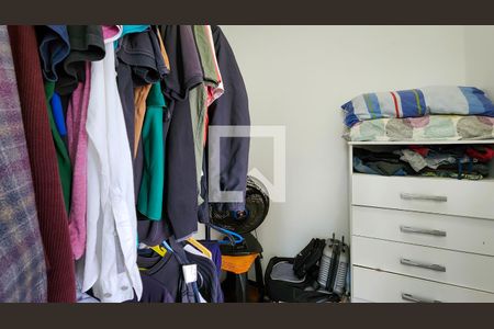 Casa de condomínio para alugar com 700m², 4 quartos e 6 vagasCloset da suíte 2