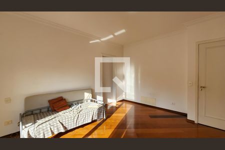 Casa de condomínio para alugar com 700m², 4 quartos e 6 vagasSuíte 1
