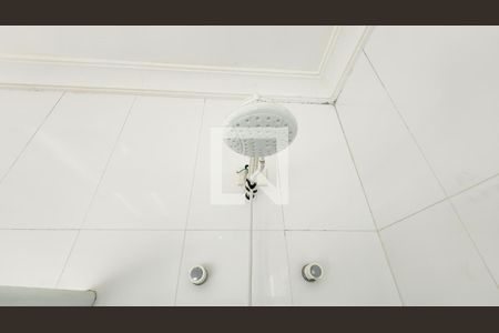 Casa de condomínio para alugar com 700m², 4 quartos e 6 vagasBanheiro da Suíte 4