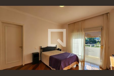 Casa de condomínio para alugar com 700m², 4 quartos e 6 vagasSuíte 4